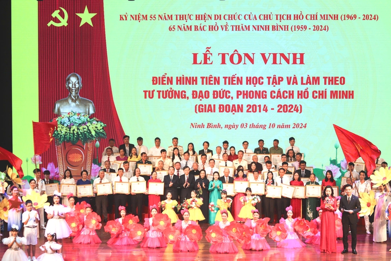 Cựu chiến binh bỏ tiền t&uacute;i l&agrave;m cầu cho d&acirc;n đi- Ảnh 3.