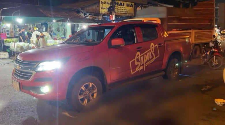 Cự cãi nhau trên đường, một tài xế bị đâm nguy kịch- Ảnh 1. Cự cãi nhau trên đường, một tài xế bị đâm nguy kịch- Ảnh 1.