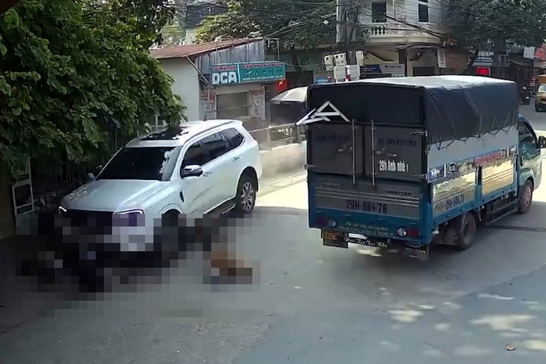 Bất ngờ lời khai của t&agrave;i xế &ocirc; t&ocirc; đ&acirc;m v&agrave;o đo&agrave;n người đi đ&aacute;m tang, 4 nạn nh&acirc;n thương vong- Ảnh 2.