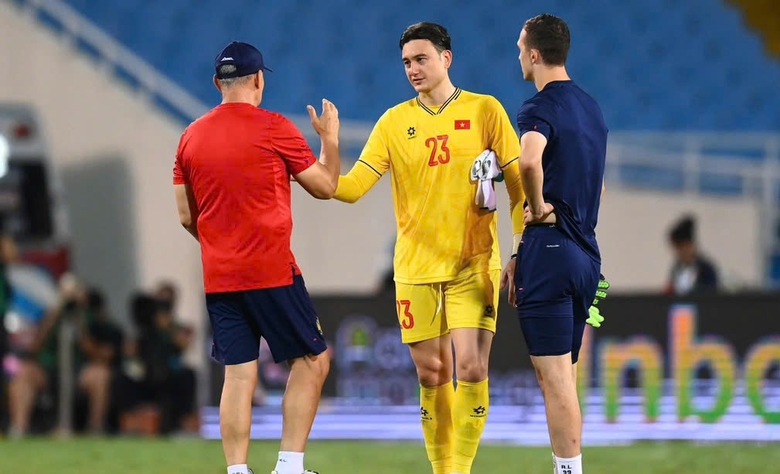 Rộ tin thủ m&ocirc;n số 1 Việt Nam thời thầy Park c&oacute; bến đỗ mới- Ảnh 1.