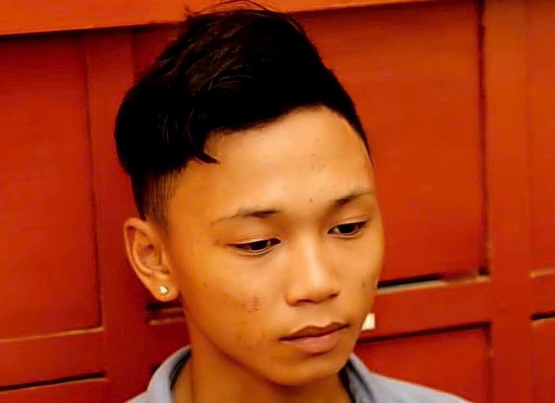 Khởi tố 2 đối tượng chuyên cướp giật tài sản của người đi đường ban đêm- Ảnh 2. Khởi tố 2 đối tượng chuyên cướp giật tài sản của người đi đường ban đêm- Ảnh 2.