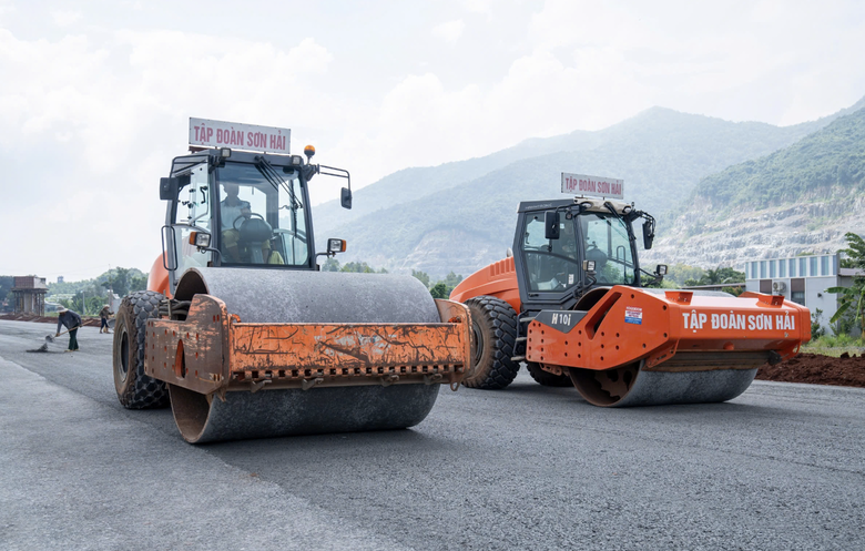 Cao tốc qua B&agrave; Rịa - Vũng T&agrave;u ho&agrave;n th&agrave;nh hơn một nửa, cuối th&aacute;ng 11 thảm nhựa- Ảnh 2.