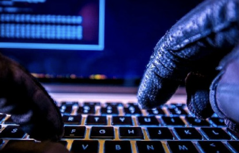 Chi&ecirc;u tr&ograve; của kẻ giả danh shipper khiến c&ocirc; g&aacute;i bị mất 145 triệu trong t&agrave;i khoản- Ảnh 1.