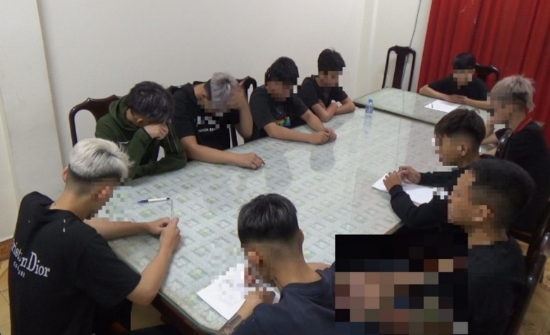 Đồng Nai: Tạm giữ 8 đối tượng chuy&ecirc;n đua xe, lạng l&aacute;ch tr&ecirc;n phố- Ảnh 2.