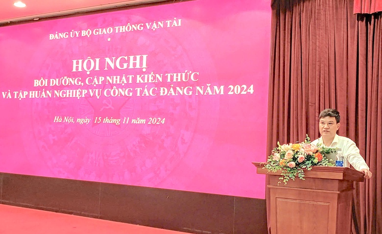 Đảng ủy Bộ GTVT quán triệt văn bản mới, tập huấn nghiệp vụ công tác đảng- Ảnh 1. Đảng ủy Bộ GTVT quán triệt văn bản mới, tập huấn nghiệp vụ công tác đảng- Ảnh 1.