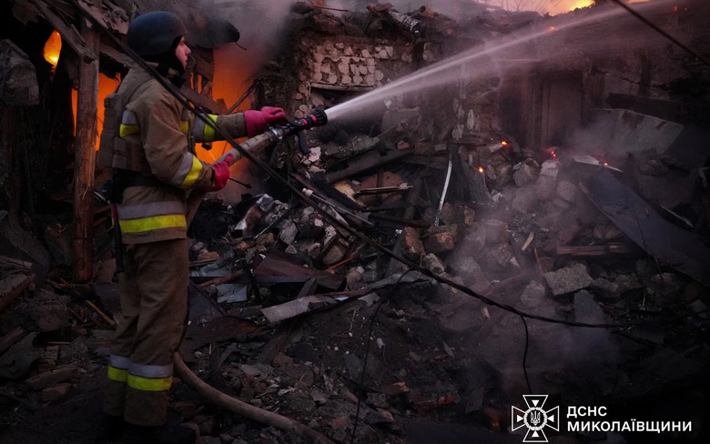 Ukraine tố Nga mở đợt tập k&iacute;ch t&ecirc;n lửa lớn nhất v&agrave;o mạng lưới điện 