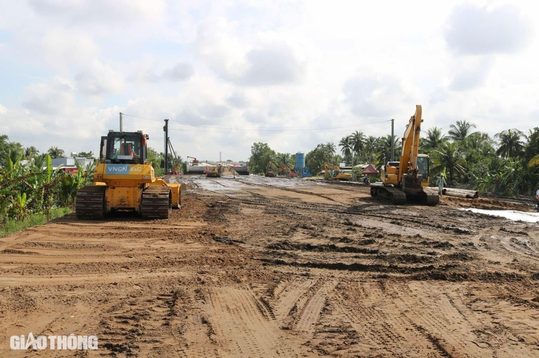 Ho&agrave;n th&agrave;nh gia tải cao tốc Cần Thơ-C&agrave; Mau trong năm 2024- Ảnh 3.