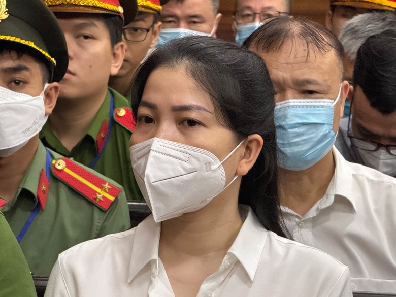 Cựu Bí thư Bến Tre Lê Đức Thọ hầu tòa vì sai phạm tại Xuyên Việt Oil- Ảnh 6. Cựu Bí thư Bến Tre Lê Đức Thọ hầu tòa vì sai phạm tại Xuyên Việt Oil- Ảnh 6.