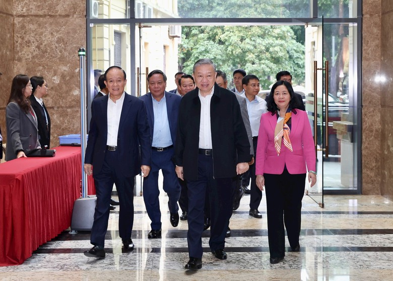 Tổng B&iacute; thư: H&agrave; Nội l&agrave; trung t&acirc;m đổi mới s&aacute;ng tạo của cả nước- Ảnh 1.