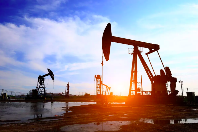 Kịch bản n&agrave;o cho thị trường dầu mỏ thế giới?- Ảnh 1.