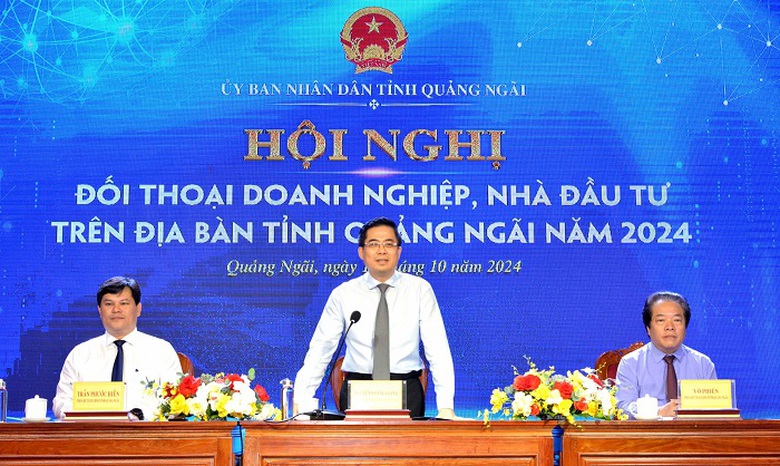 Quảng Ng&atilde;i cắt giảm thủ tục h&agrave;nh ch&iacute;nh, trải thảm mời gọi nh&agrave; đầu tư- Ảnh 1.