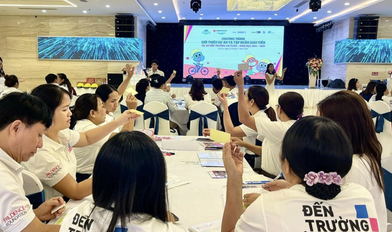 Gia Lai: Trang bị phương ph&aacute;p giảng dạy mới về ATGT cho gi&aacute;o vi&ecirc;n- Ảnh 1.