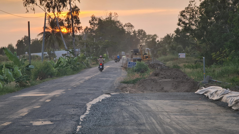 Cưỡng chế thu hồi đất thực hiện dự &aacute;n mở rộng đường U Minh - Kh&aacute;nh Hội- Ảnh 1.