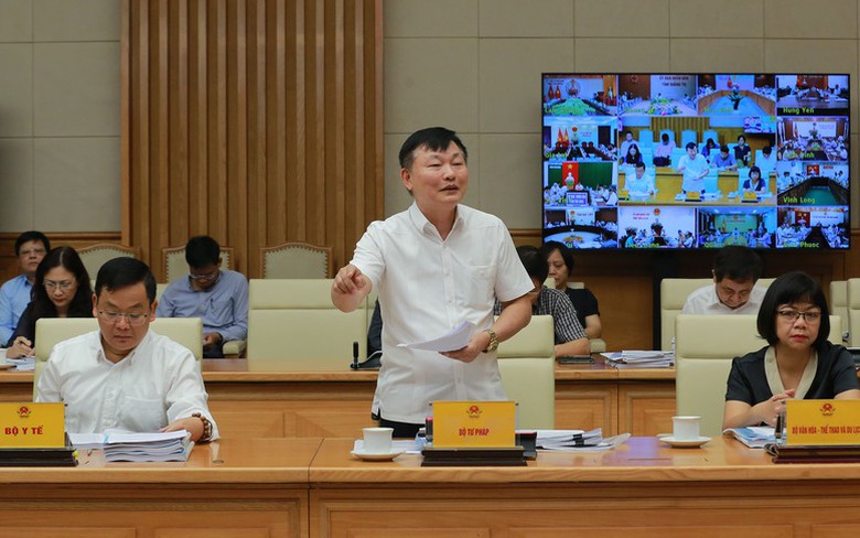 Phân cấp quản lý đường bộ theo nguyên tắc "1 việc, 1 người chịu trách nhiệm"- Ảnh 3. Phân cấp quản lý đường bộ theo nguyên tắc "1 việc, 1 người chịu trách nhiệm"- Ảnh 3.