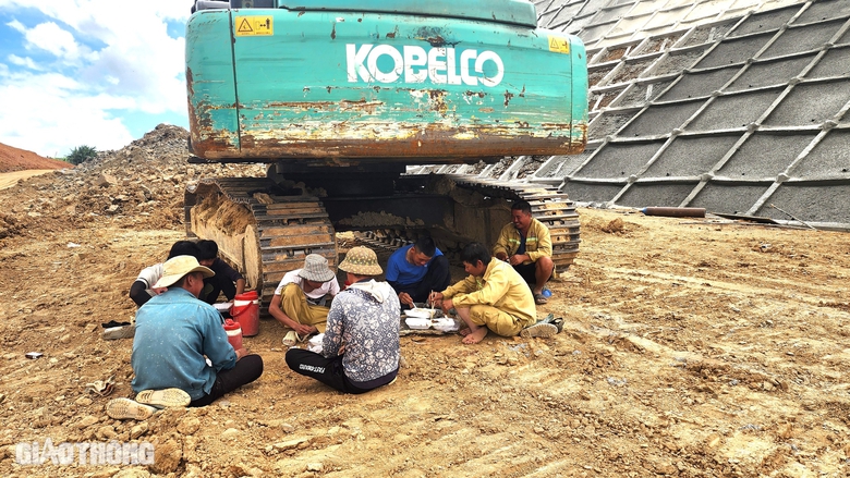 Ngắm cao tốc Kh&aacute;nh H&ograve;a - Bu&ocirc;n Ma Thuột sau một năm thi c&ocirc;ng- Ảnh 12.