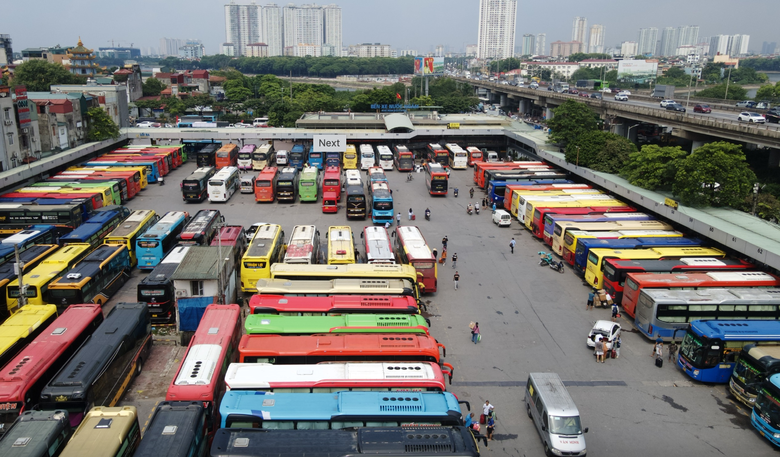 V&eacute; xe nhiều tuyến ph&iacute;a Bắc dịp Tết Nguy&ecirc;n đ&aacute;n chưa &ldquo;n&oacute;ng&rdquo;- Ảnh 2.