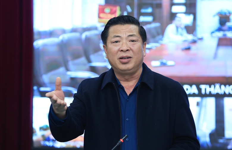 Bộ trưởng Trần Hồng Minh th&uacute;c tiến độ loạt dự &aacute;n giao th&ocirc;ng trọng điểm- Ảnh 2.