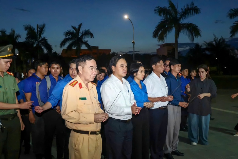 Đ&agrave; Nẵng: Triển khai nhiều giải ph&aacute;p đảm bảo ATGT, quyết t&acirc;m k&eacute;o giảm tai nạn- Ảnh 3.