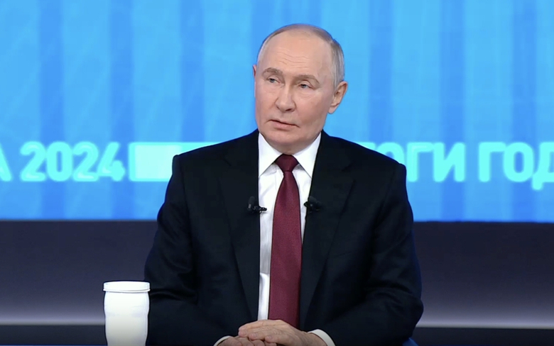 Họp b&aacute;o cuối năm, Tổng thống Putin ra tuy&ecirc;n bố đ&aacute;ng gờm với cả Ukraine v&agrave; phương T&acirc;y