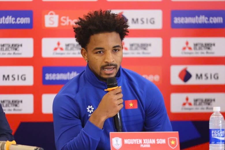 Sao nhập tịch ng&agrave;y n&agrave;o cũng l&agrave;m 1 việc để chờ trận ra mắt tuyển Việt Nam- Ảnh 1.