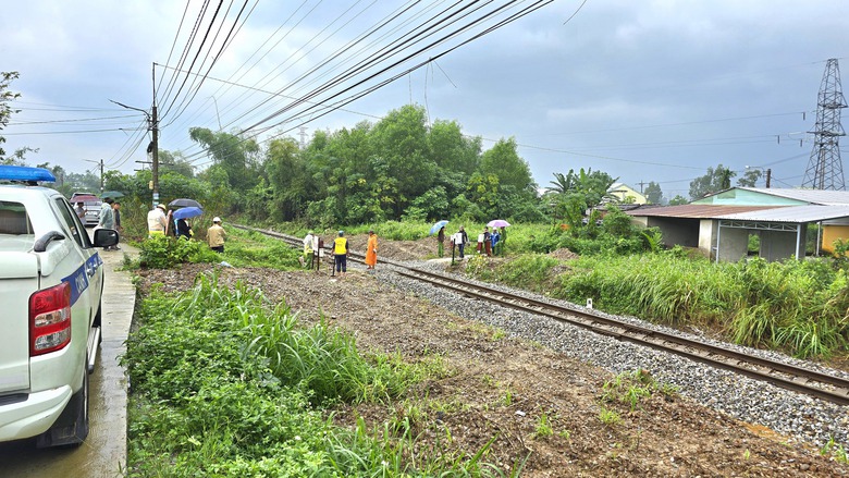 Đ&oacute;ng lối đi tự mở g&acirc;y mất ATGT đường sắt qua Quảng Nam- Ảnh 11.