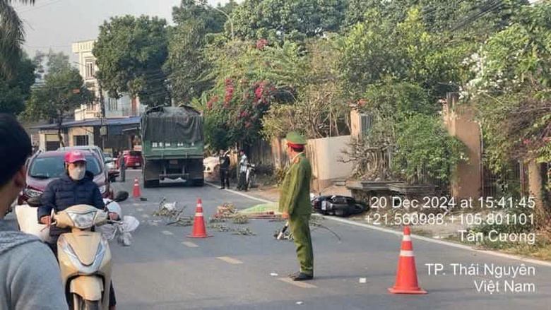 Th&aacute;i Nguy&ecirc;n: Người phụ nữ bị xe tải c&aacute;n qua người, tử vong tại chỗ- Ảnh 1.