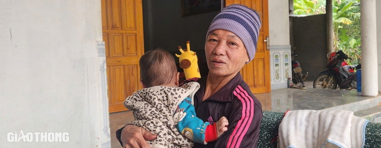 Vợ v&agrave; con g&aacute;i tử vong tr&ecirc;n đường đi đ&aacute;m cưới: Người chồng bật kh&oacute;c nhớ lại cuộc gọi cuối- Ảnh 2.