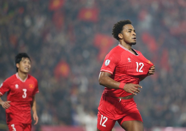 AFF Cup 2024: Nguyễn Xu&acirc;n Son b&ugrave;ng nổ, tuyển Việt Nam nhấn ch&igrave;m Myanmar- Ảnh 1.