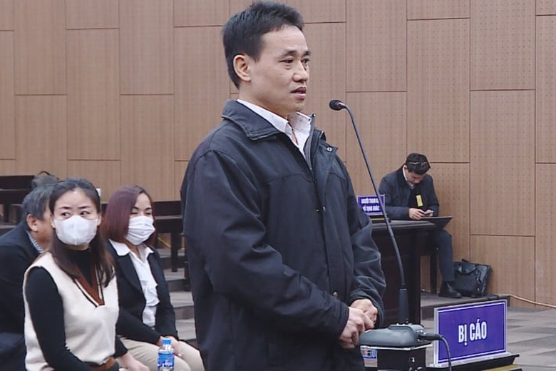 Cựu Phó giám đốc Sở: Bị cáo thấy việc đưa người về cách ly Covid-19 là cơ hội kiếm tiền- Ảnh 1. Cựu Phó giám đốc Sở: Bị cáo thấy việc đưa người về cách ly Covid-19 là cơ hội kiếm tiền- Ảnh 1.