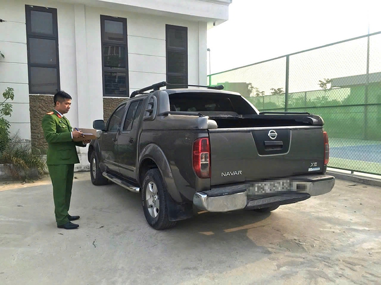 Chủ qu&aacute;n h&aacute;t c&ugrave;ng nh&acirc;n vi&ecirc;n đ&aacute;nh kh&aacute;ch, cướp t&agrave;i sản- Ảnh 2.