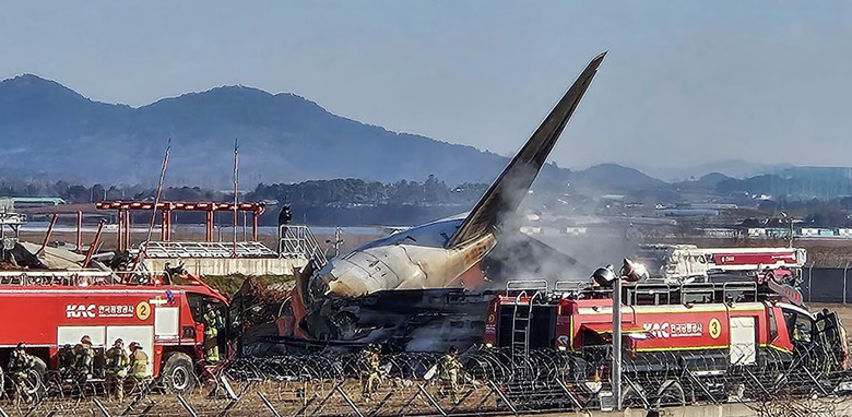 Vụ tai nạn m&aacute;y bay H&agrave;n Quốc: Tin nhắn cuối c&ugrave;ng của h&agrave;nh kh&aacute;ch h&eacute; lộ nguy&ecirc;n nh&acirc;n thảm kịch- Ảnh 1.