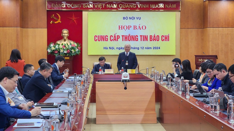 Chốt ch&iacute;nh s&aacute;ch với c&aacute;n bộ, c&ocirc;ng chức th&ocirc;i việc, nghỉ hưu sau tinh gọn bộ m&aacute;y- Ảnh 1.