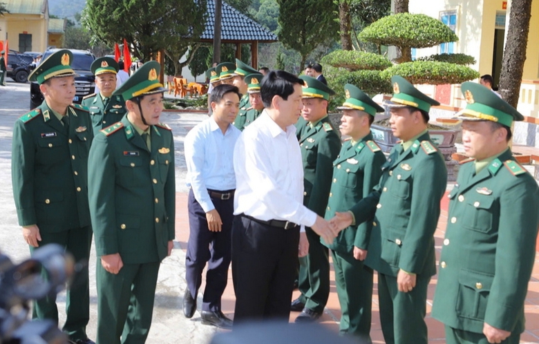 Chủ tịch nước Lương Cường tiếp x&uacute;c cử tri tại Thanh H&oacute;a- Ảnh 5.