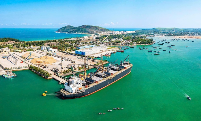 Quảng Ng&atilde;i kinh tế tăng trưởng tốt, GRDP b&igrave;nh qu&acirc;n 4.460 USD/người- Ảnh 2.