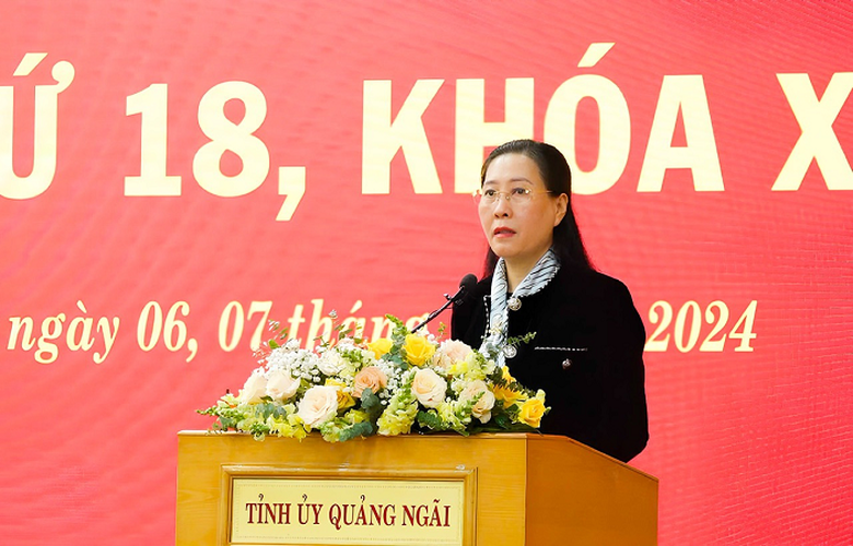 Vượt kh&oacute; khăn v&agrave; th&aacute;ch thức, Quảng Ng&atilde;i giữ vững tốc độ tăng trưởng- Ảnh 3.