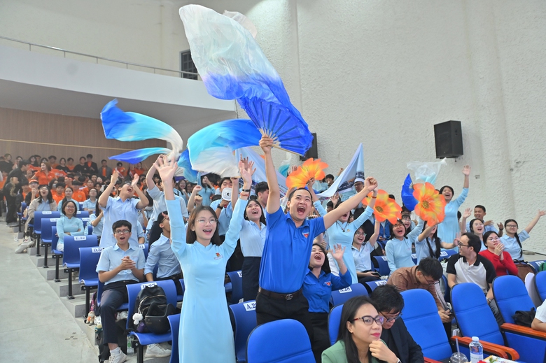 Hội thi "T&igrave;m hiểu về ATGT đường bộ" 2024 lan tỏa th&ocirc;ng điệp văn h&oacute;a giao th&ocirc;ng- Ảnh 8.