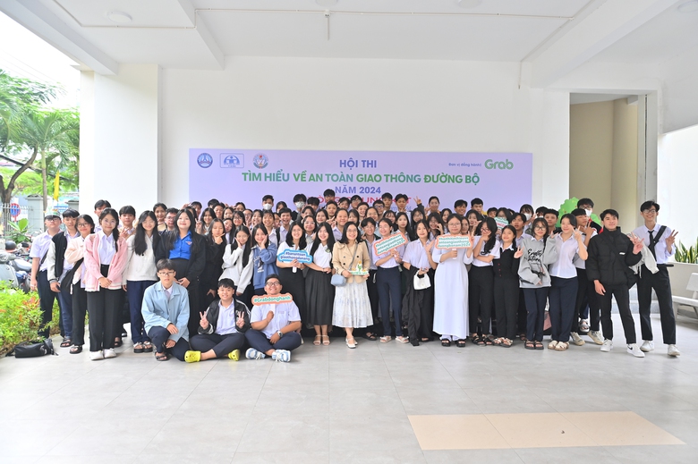 Hội thi "T&igrave;m hiểu về ATGT đường bộ" 2024 lan tỏa th&ocirc;ng điệp văn h&oacute;a giao th&ocirc;ng- Ảnh 7.