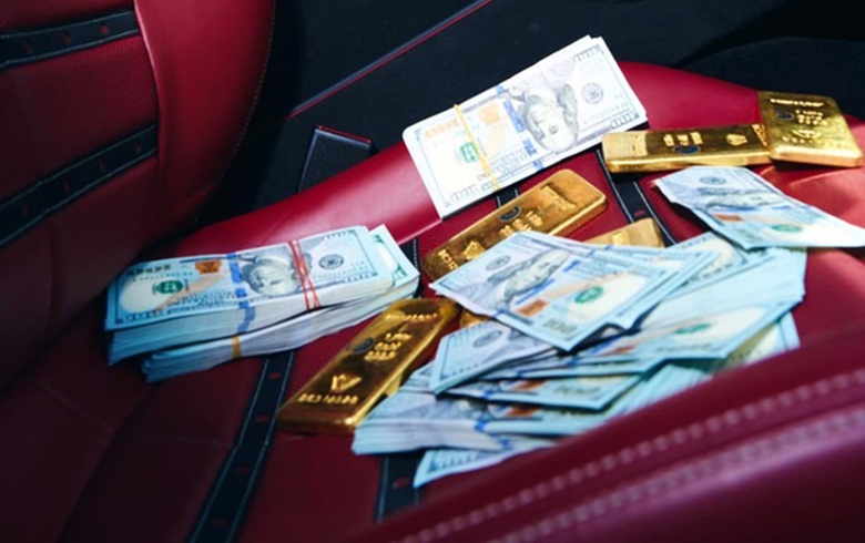 TikToker Mr Pips bị khởi tố, xử l&yacute; khối t&agrave;i sản khổng lồ khoảng 5.000 tỷ ra sao?- Ảnh 1.