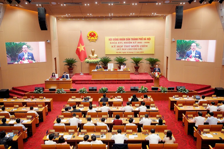 HĐND TP Hà Nội chất vấn về ô nhiễm môi trường, ùn tắc giao thông- Ảnh 1. HĐND TP Hà Nội chất vấn về ô nhiễm môi trường, ùn tắc giao thông- Ảnh 1.