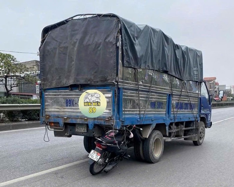 Hiện trường vụ tai nạn. Hiện trường vụ tai nạn.