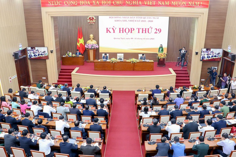 Quảng Ng&atilde;i kinh tế tăng trưởng tốt, GRDP b&igrave;nh qu&acirc;n 4.460 USD/người- Ảnh 3.