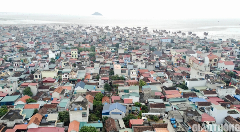 Làng đông dân nhất nước và tục lệ ăn Tết kéo dài gần cả tháng- Ảnh 1. Làng đông dân nhất nước và tục lệ ăn Tết kéo dài gần cả tháng- Ảnh 1.