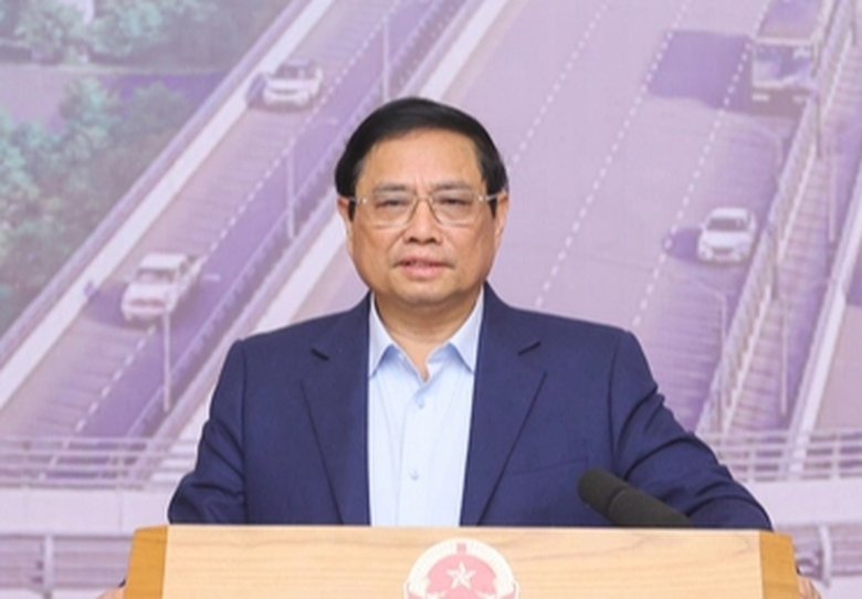 Thủ tướng: Giao th&ocirc;ng giải ng&acirc;n 422.000 tỷ đồng l&agrave; việc rất kh&oacute; nhưng kh&ocirc;ng b&agrave;n l&ugrave;i- Ảnh 4.