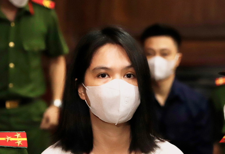 Người mẫu Ngọc Trinh thừa nhận h&agrave;nh vi phạm tội- Ảnh 1.