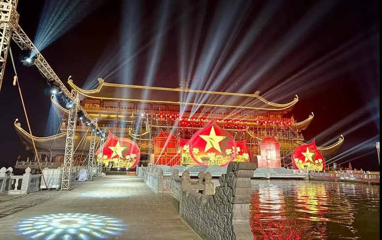 Hội ch&ugrave;a Tam Ch&uacute;c, đi thế n&agrave;o khi gặp &ugrave;n tắc?- Ảnh 1.