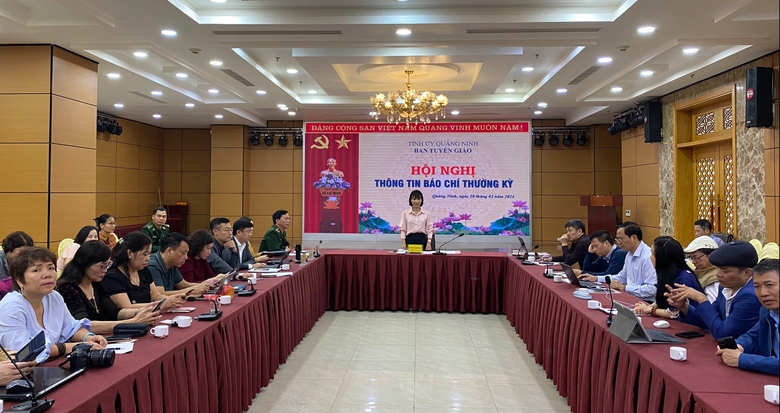 C&aacute;c thuyền buồm v&ograve;ng quanh thế giới Clipper Race đ&atilde; đến Quảng Ninh- Ảnh 1.