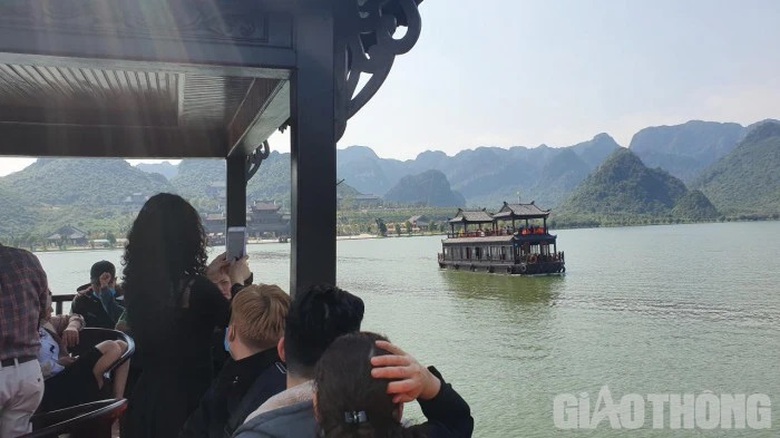 Hội ch&ugrave;a Tam Ch&uacute;c, đi thế n&agrave;o khi gặp &ugrave;n tắc?- Ảnh 10.