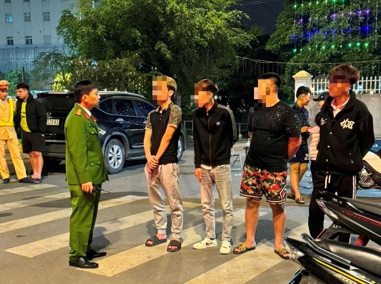 Hải Ph&ograve;ng xử mạnh c&aacute;c 