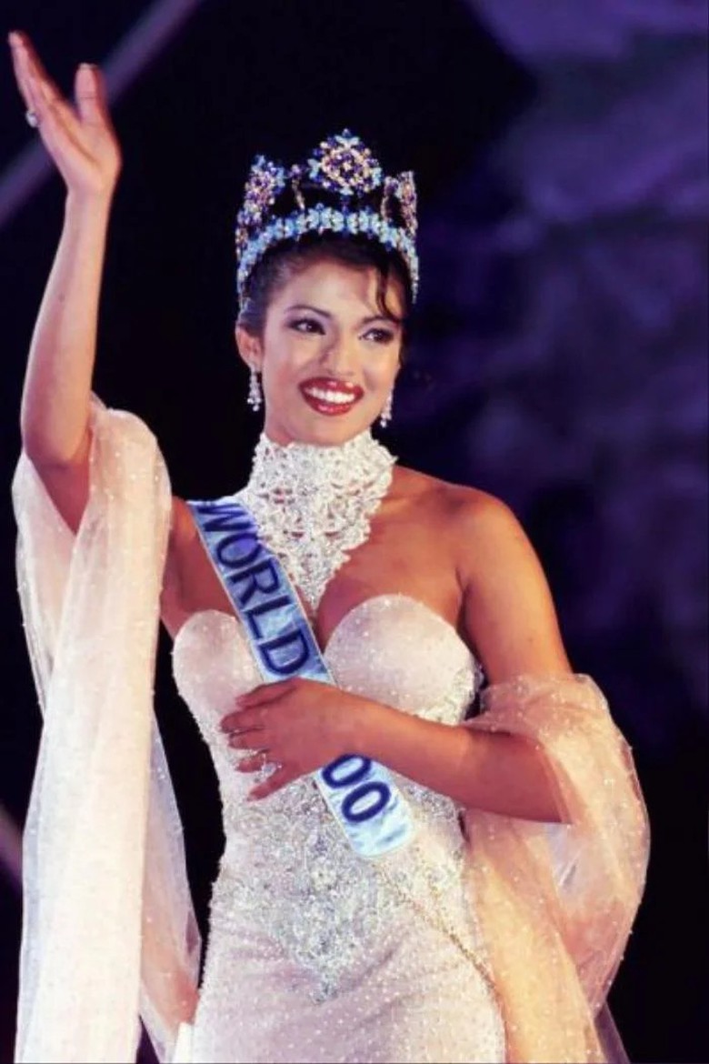 Top 5 Miss World đẹp nhất lịch sử: Những tượng đài nhan sắc vượt thời gian khó lòng xô ngã- Ảnh 14. Top 5 Miss World đẹp nhất lịch sử: Những tượng đài nhan sắc vượt thời gian khó lòng xô ngã- Ảnh 14.