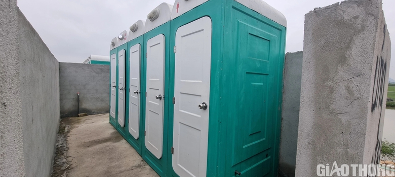 X&acirc;y trạm dừng nghỉ tạm đầu ti&ecirc;n tr&ecirc;n cao tốc Bắc - Nam- Ảnh 2.